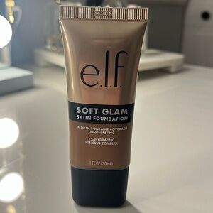3/$18 NWT ELF Soft Glam Satin Foundation in 53 Deep Neutral